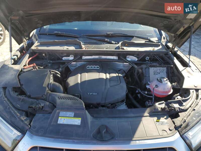 Внедорожник / Кроссовер Audi Q5 2018 в Одессе