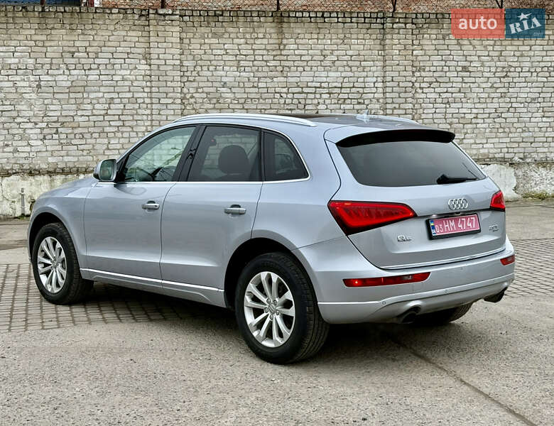 Внедорожник / Кроссовер Audi Q5 2015 в Ровно