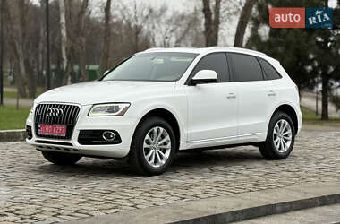 Позашляховик / Кросовер Audi Q5 2015 в Києві