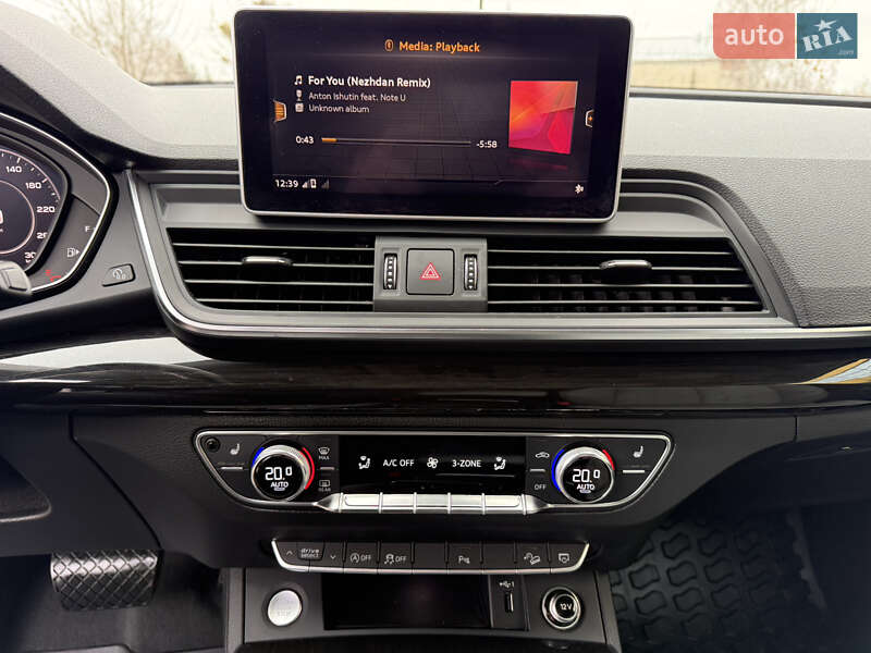 Внедорожник / Кроссовер Audi Q5 2018 в Харькове