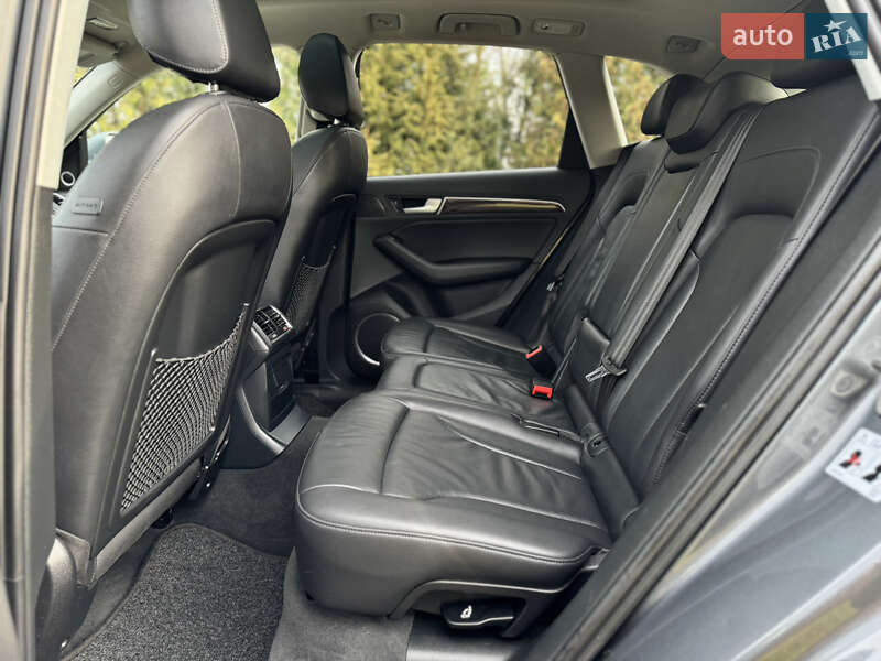 Внедорожник / Кроссовер Audi Q5 2014 в Ровно