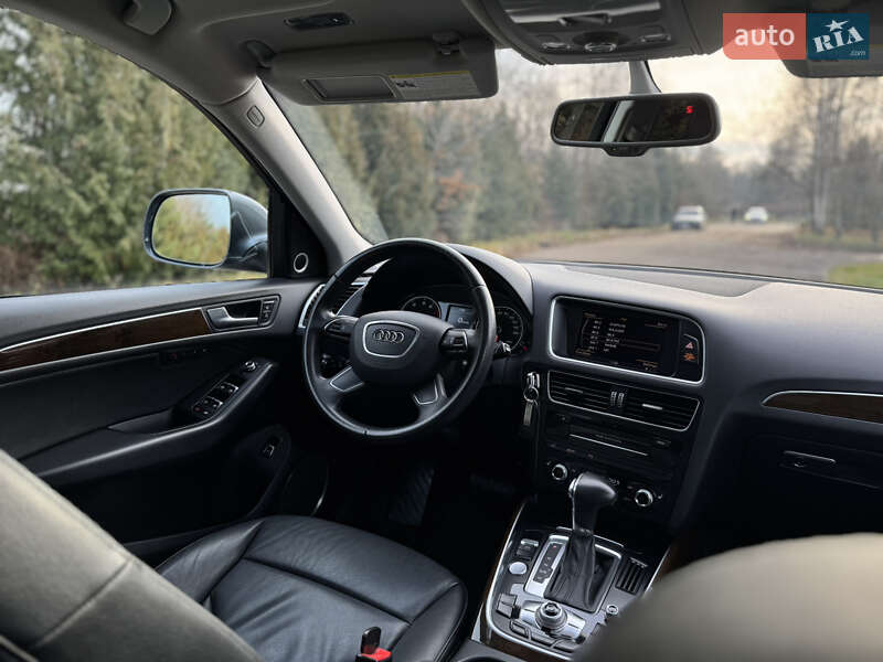 Внедорожник / Кроссовер Audi Q5 2014 в Ровно