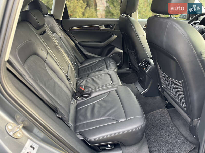 Внедорожник / Кроссовер Audi Q5 2014 в Ровно