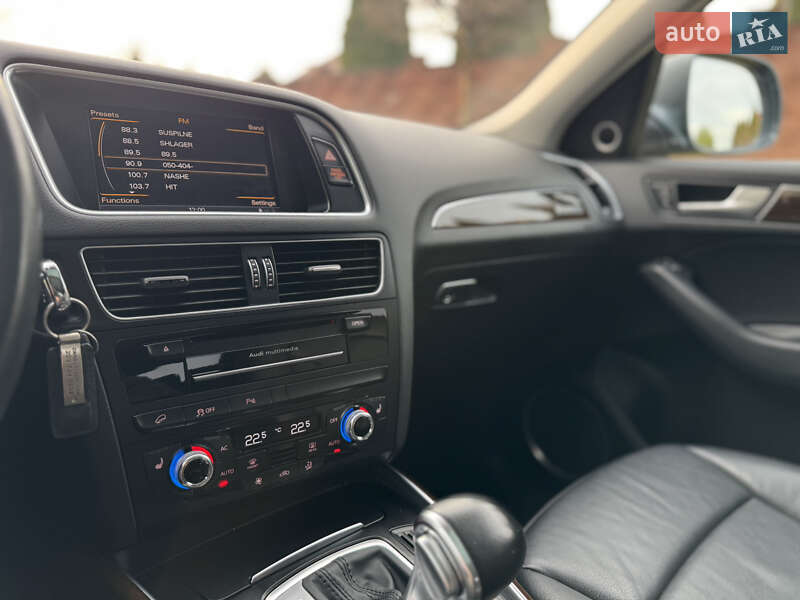 Внедорожник / Кроссовер Audi Q5 2014 в Ровно