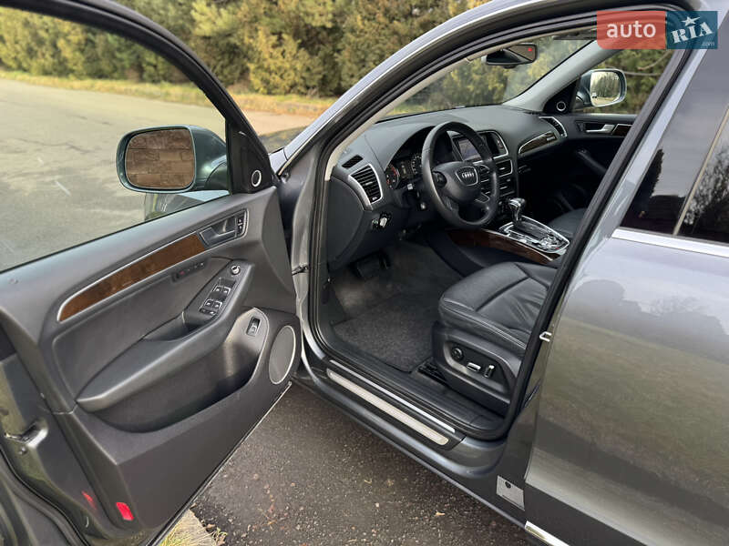 Внедорожник / Кроссовер Audi Q5 2014 в Ровно