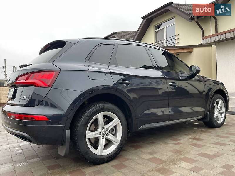 Внедорожник / Кроссовер Audi Q5 2018 в Харькове