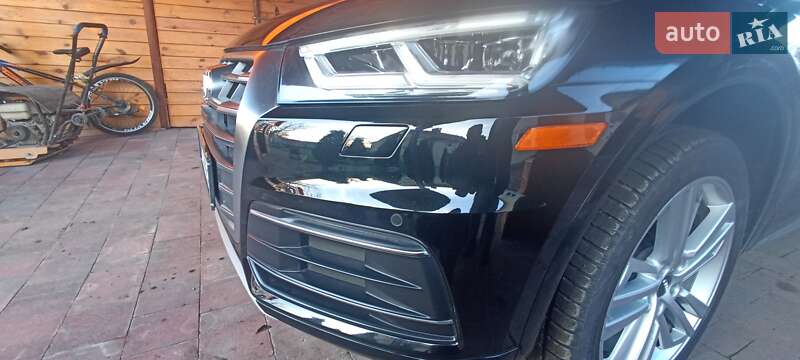 Внедорожник / Кроссовер Audi Q5 2018 в Житомире