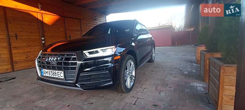 Внедорожник / Кроссовер Audi Q5 2018 в Житомире