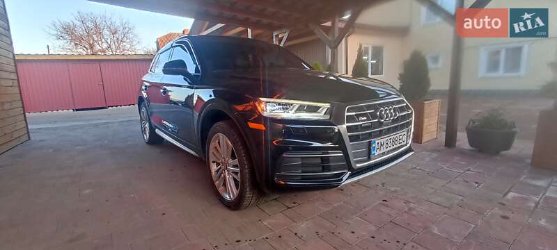 Внедорожник / Кроссовер Audi Q5 2018 в Житомире