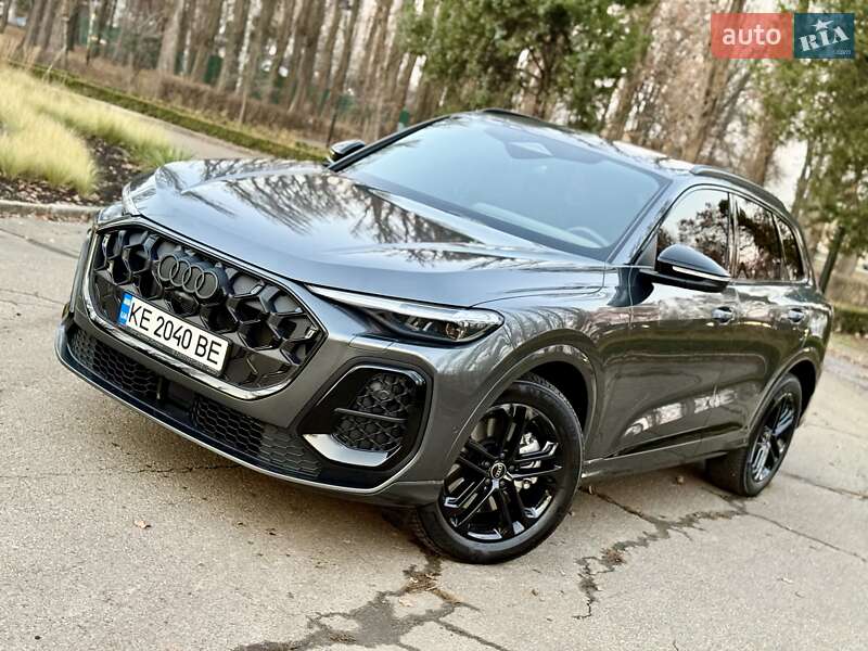 Внедорожник / Кроссовер Audi Q5 2025 в Киеве