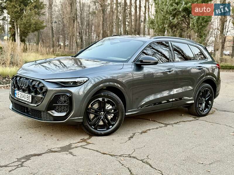 Внедорожник / Кроссовер Audi Q5 2025 в Киеве