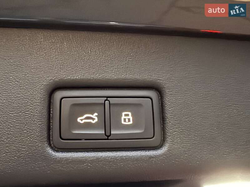 Внедорожник / Кроссовер Audi Q5 2025 в Киеве