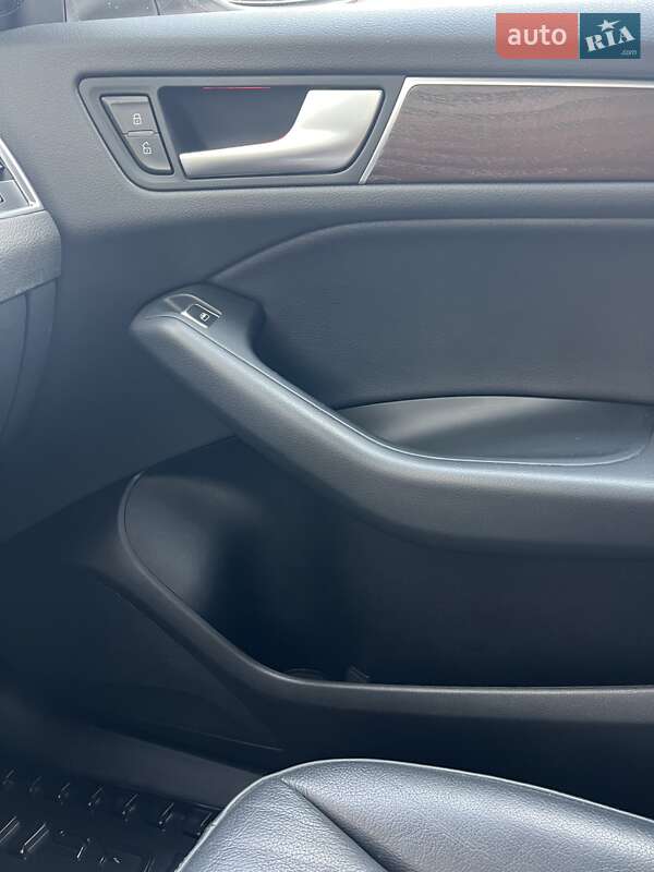 Внедорожник / Кроссовер Audi Q5 2015 в Ирпене