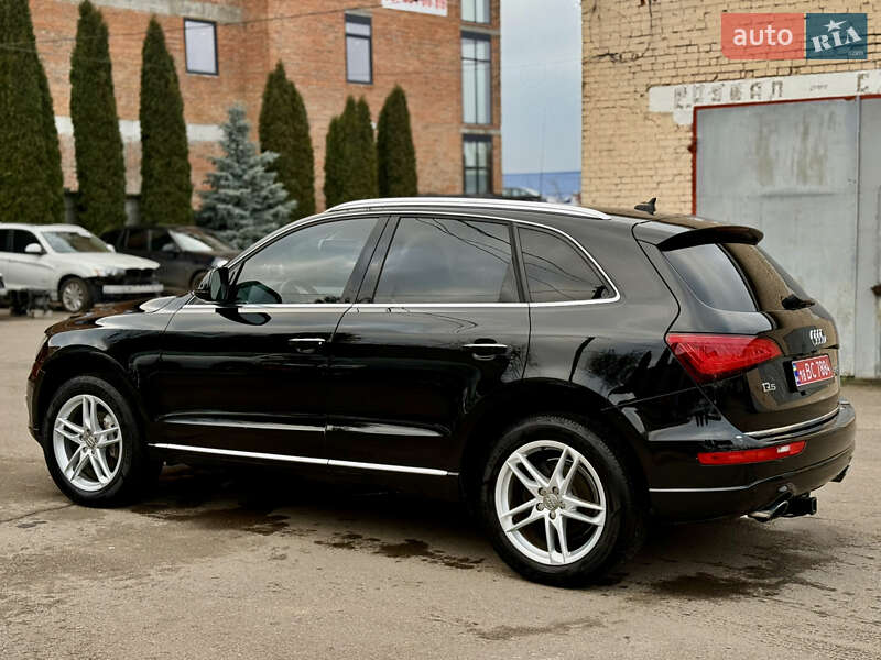 Внедорожник / Кроссовер Audi Q5 2015 в Ровно