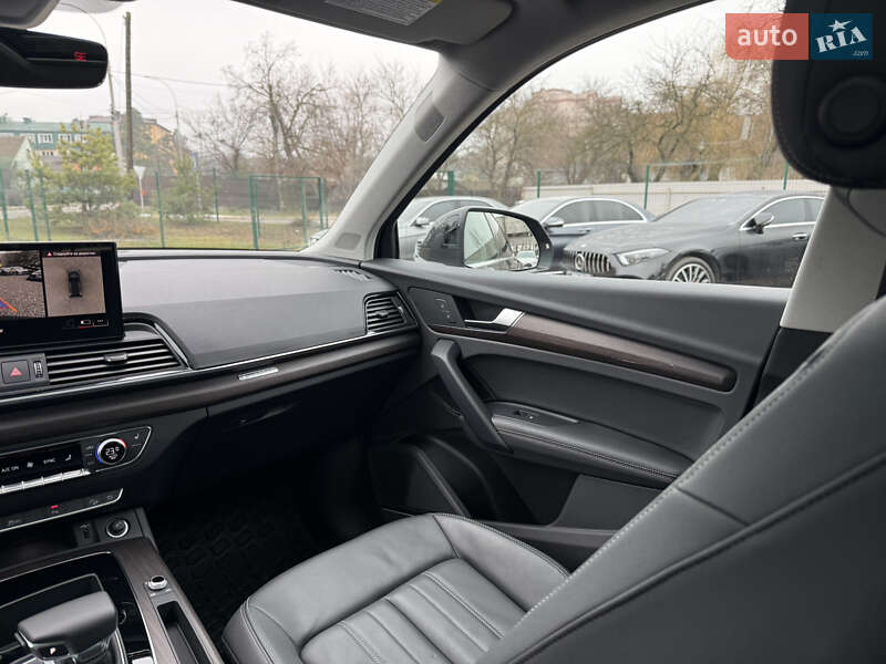 Внедорожник / Кроссовер Audi Q5 2023 в Киеве