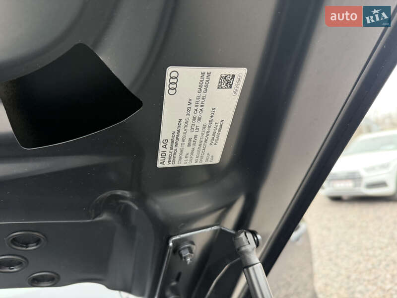 Внедорожник / Кроссовер Audi Q5 2023 в Киеве