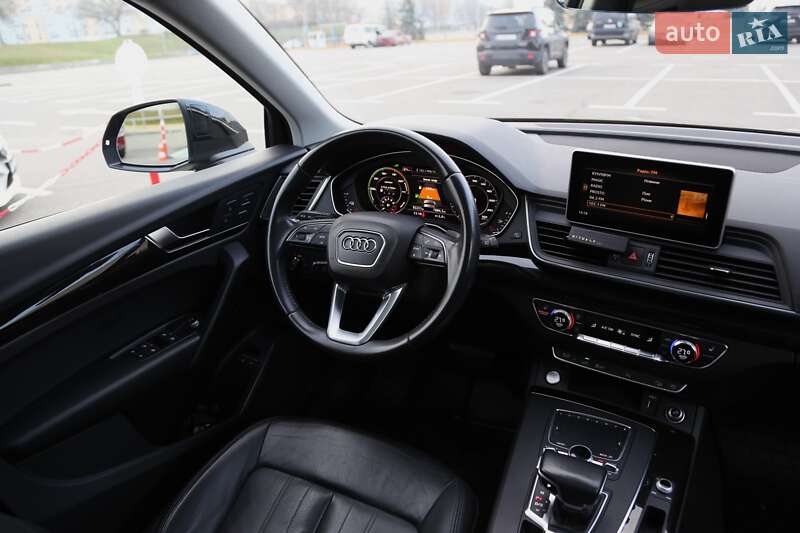 Внедорожник / Кроссовер Audi Q5 2020 в Киеве