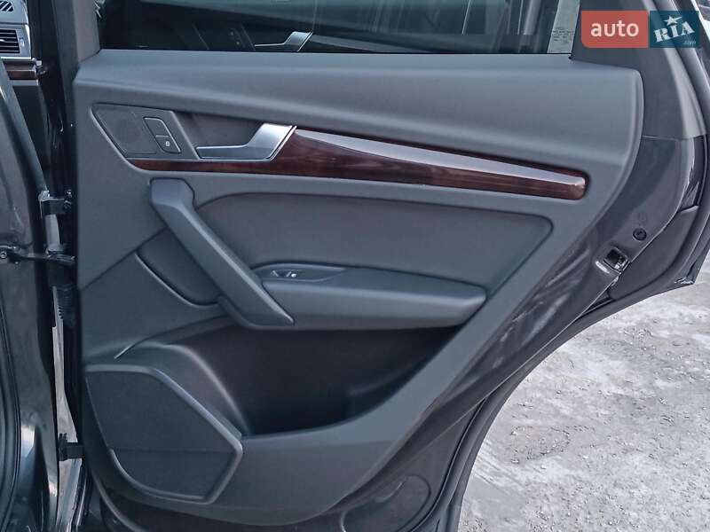 Внедорожник / Кроссовер Audi Q5 2018 в Львове