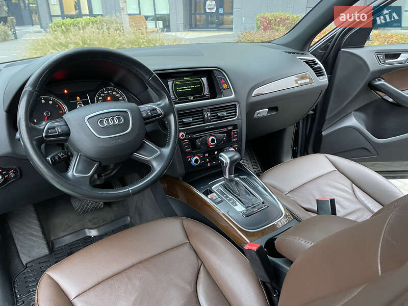 Внедорожник / Кроссовер Audi Q5 2015 в Виннице