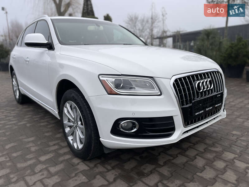 Внедорожник / Кроссовер Audi Q5 2015 в Луцке
