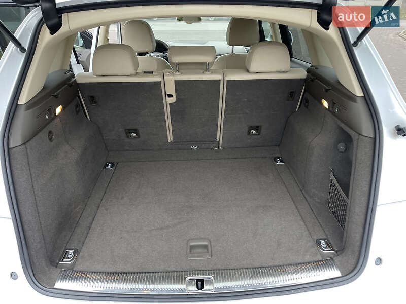 Внедорожник / Кроссовер Audi Q5 2015 в Луцке