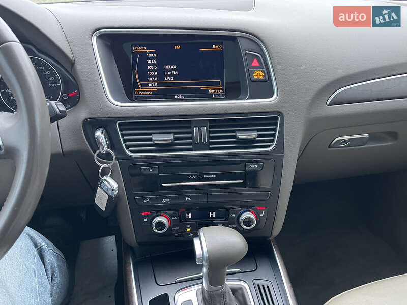 Внедорожник / Кроссовер Audi Q5 2015 в Луцке