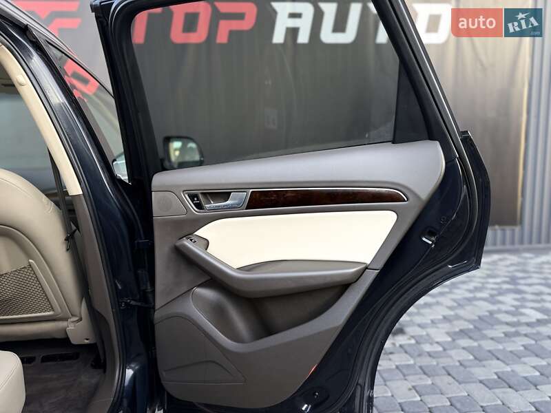 Внедорожник / Кроссовер Audi Q5 2015 в Львове