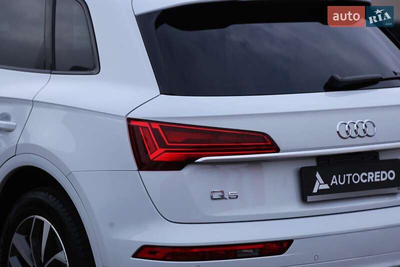 Внедорожник / Кроссовер Audi Q5 2023 в Киеве
