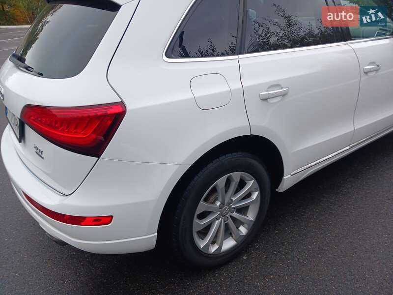 Внедорожник / Кроссовер Audi Q5 2014 в Киеве
