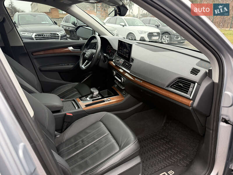 Внедорожник / Кроссовер Audi Q5 2021 в Киеве фото 14 Внедорожник / Кроссовер Audi Q5 2021 в Киеве