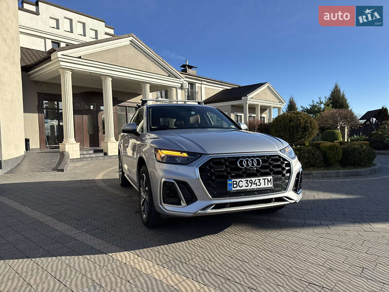 Внедорожник / Кроссовер Audi Q5 2022 в Львове