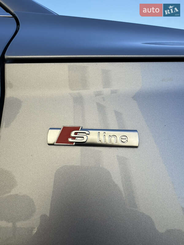 Внедорожник / Кроссовер Audi Q5 2022 в Львове