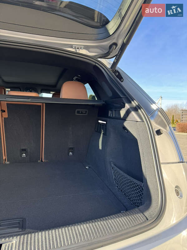 Внедорожник / Кроссовер Audi Q5 2022 в Львове