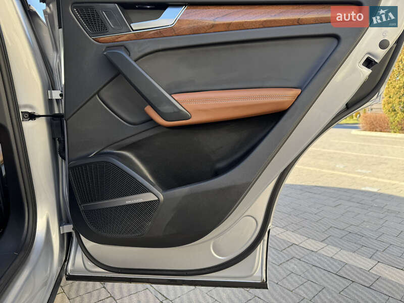 Внедорожник / Кроссовер Audi Q5 2022 в Львове