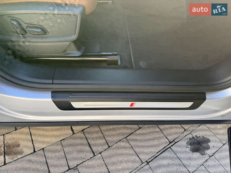 Внедорожник / Кроссовер Audi Q5 2022 в Львове