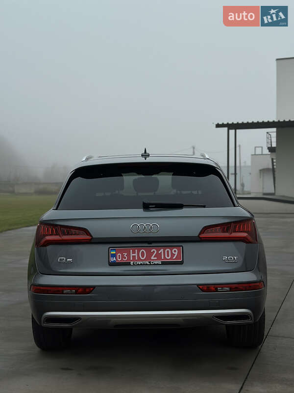 Внедорожник / Кроссовер Audi Q5 2017 в Луцке