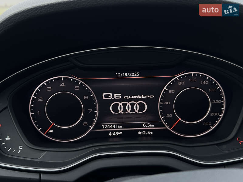 Внедорожник / Кроссовер Audi Q5 2017 в Луцке