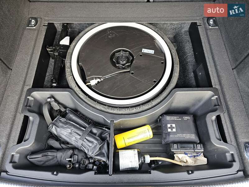 Внедорожник / Кроссовер Audi Q5 2015 в Киеве