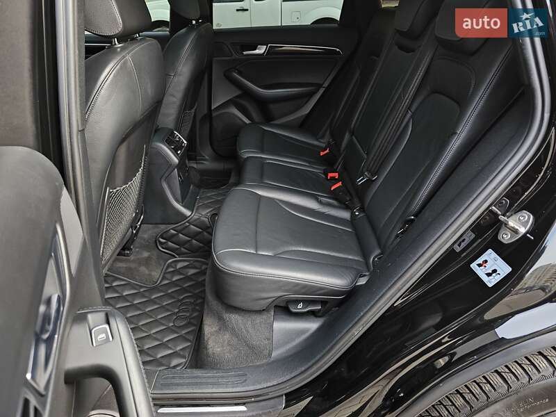 Внедорожник / Кроссовер Audi Q5 2015 в Киеве