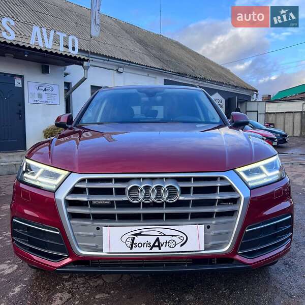 Внедорожник / Кроссовер Audi Q5 2019 в Чернигове