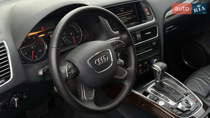 Внедорожник / Кроссовер Audi Q5 2013 в Луцке