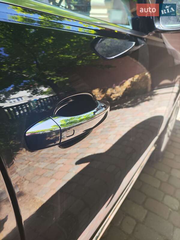 Внедорожник / Кроссовер Audi Q5 2015 в Ужгороде