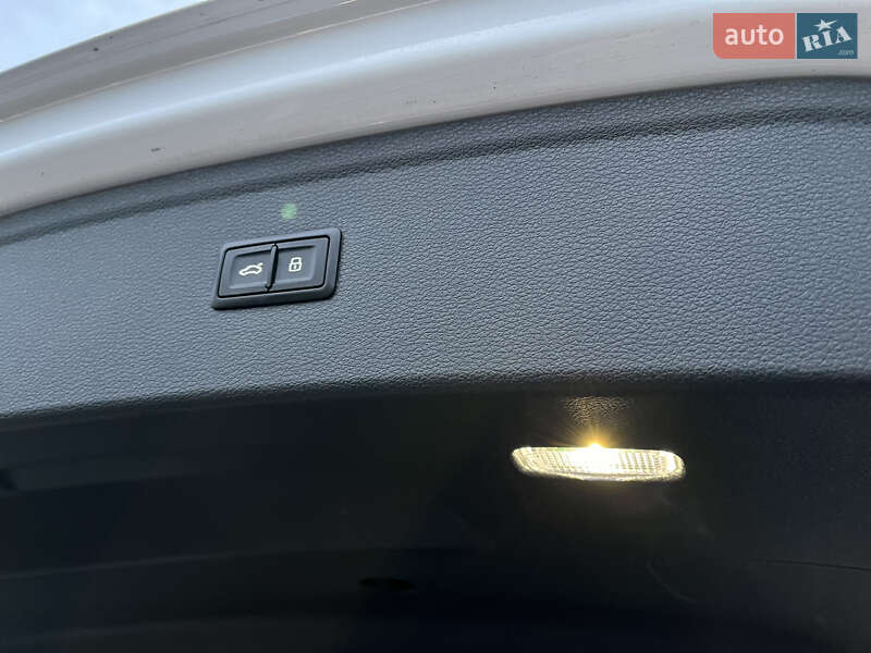 Внедорожник / Кроссовер Audi Q5 2018 в Львове