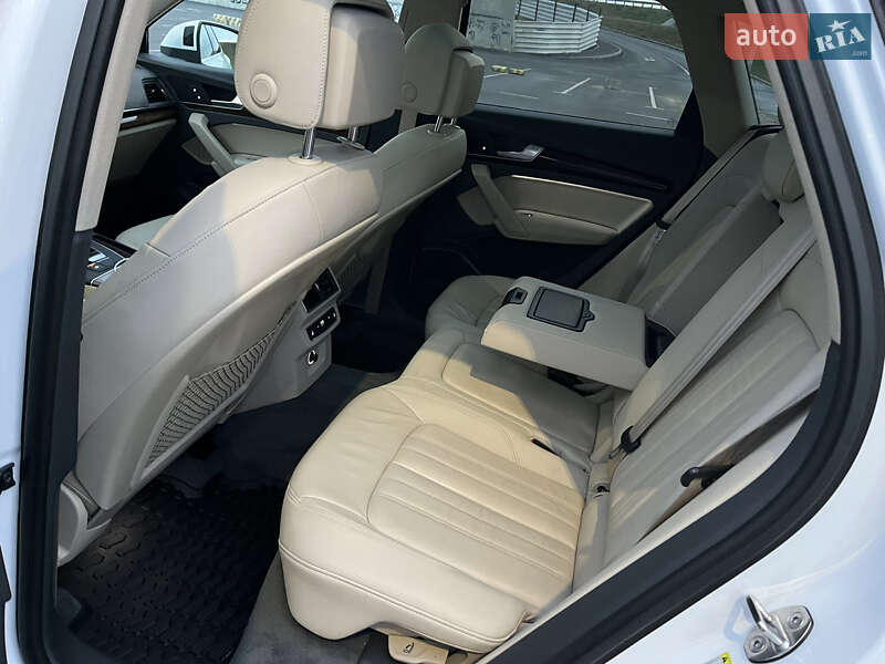 Внедорожник / Кроссовер Audi Q5 2018 в Львове