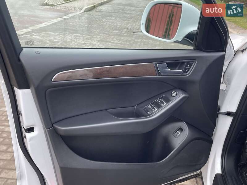 Внедорожник / Кроссовер Audi Q5 2016 в Львове