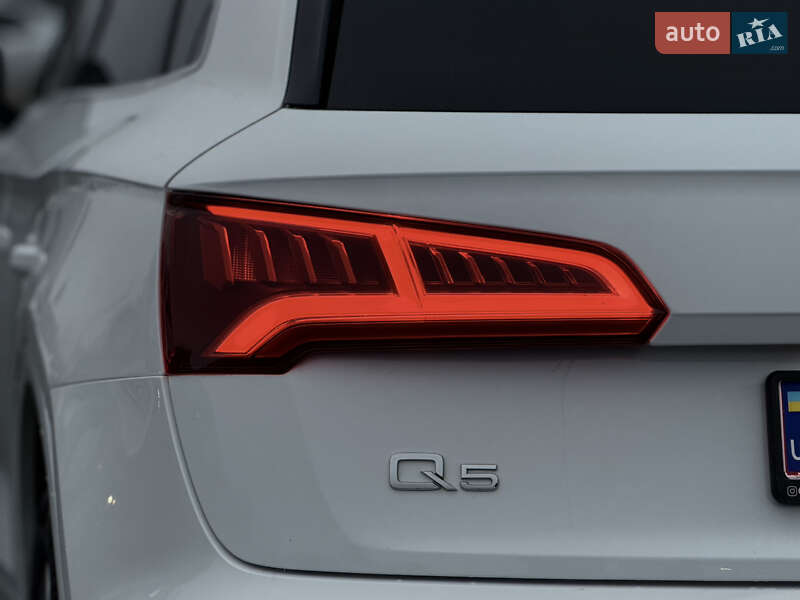 Внедорожник / Кроссовер Audi Q5 2018 в Кривом Роге