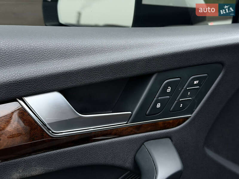 Внедорожник / Кроссовер Audi Q5 2018 в Кривом Роге