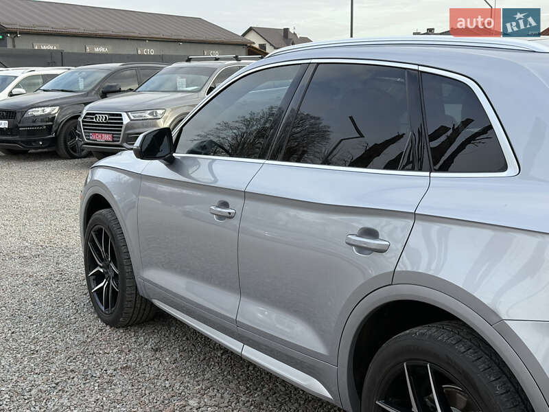 Внедорожник / Кроссовер Audi Q5 2018 в Стрые