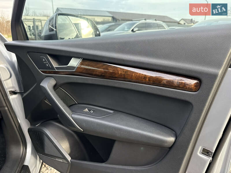 Внедорожник / Кроссовер Audi Q5 2018 в Стрые