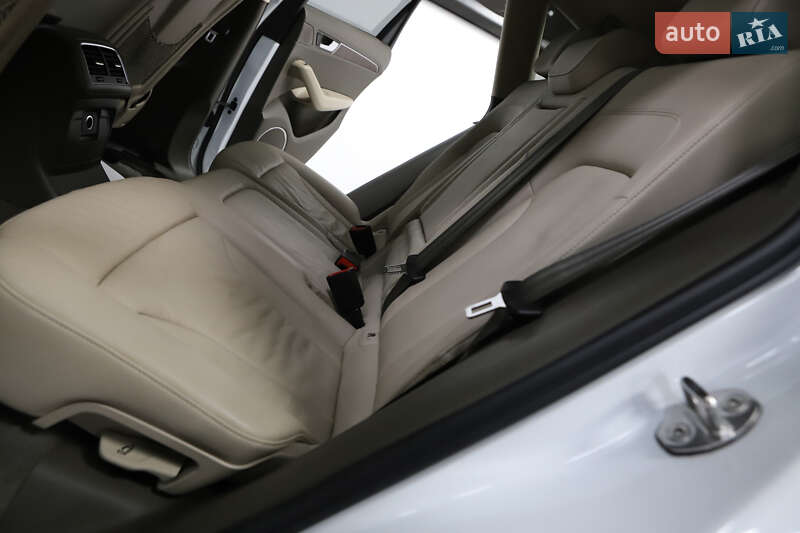 Внедорожник / Кроссовер Audi Q5 2012 в Дрогобыче